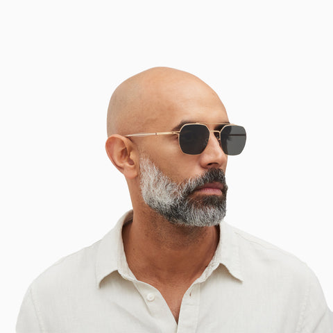 Mykita Arlo Champagne Gold - Dark Grey Solid
