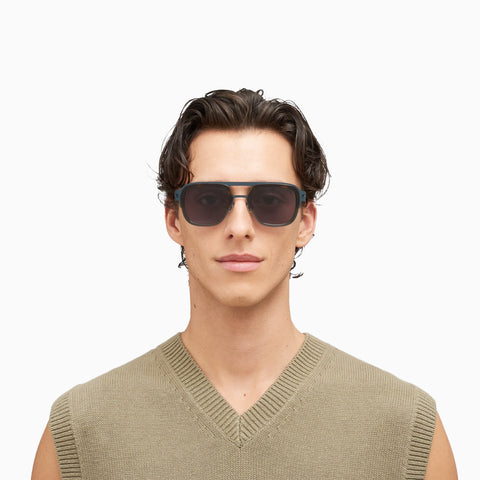 Mykita Knox A86 Indigo / Santiago - Gradient Coolgrey Solid
