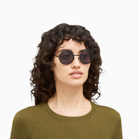 Mykita Monroe A16 Black / Antigua - Cool Grey Solid