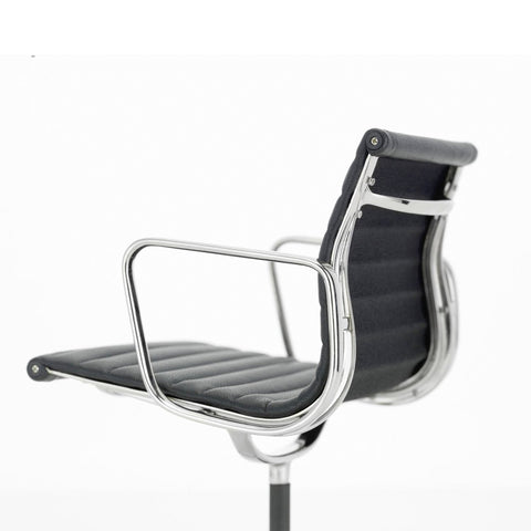 Mozaik Vitra Eames Aluminium Chair Miniature