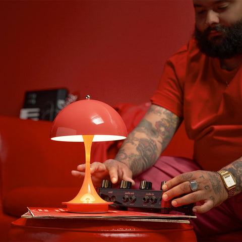 Mozaik Louis Poulsen Panthella Portable 160 V3 Opaque Coral