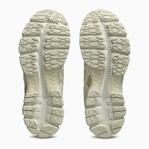 ASICS x INVINCIBLE® x MADNESS Gel-Kayano 12.1 Vanilla / Vanilla