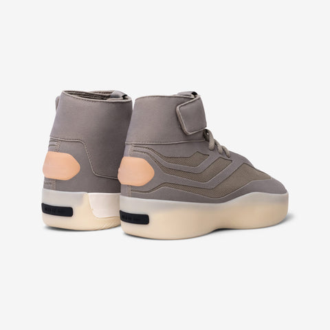 Fear of God Athletics II High Top Basketball Shoes Putty Beige / Putty Beige