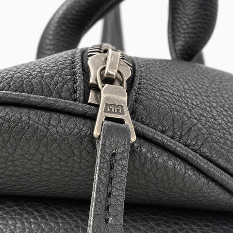Yâr’in TOGO Handbag Black