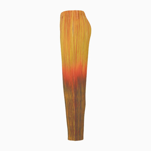 Homme Plissé Issey Miyake Paint Brush Close-Up Orange
