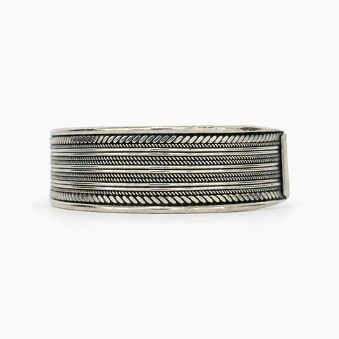 Yâr’in Handcrafted Silver Cuff Bracelet Medium