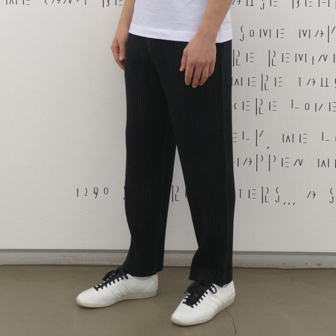 Homme Plissé Issey Miyake Kersey Pleats Trousers Black