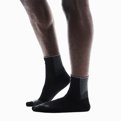 PHOTO On Performance Run Sock Mid Black | Eclipse