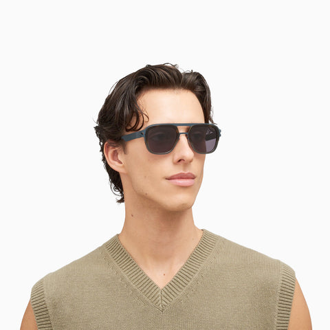 Mykita Knox A86 Indigo / Santiago - Gradient Coolgrey Solid