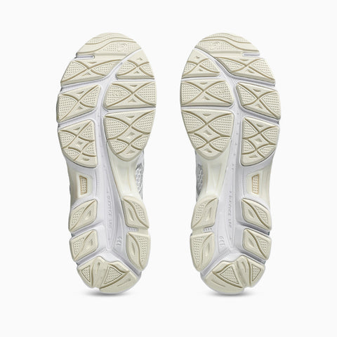 Asics Gel-Cumulus 16 White / White