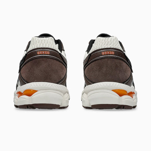 ASICS x EARLS Gel-Cumulus 16 Coconut Milk / Black