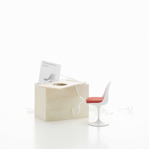 Mozaik Vitra Tulip Chair Miniature