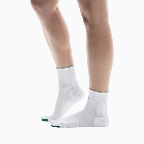 On Elite Run Sock Mid White | Ivory