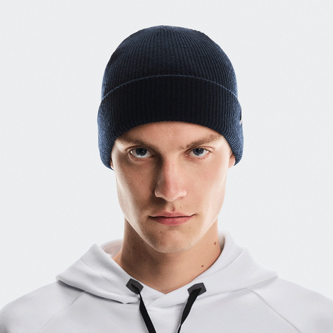 On Merino Beanie Midnight