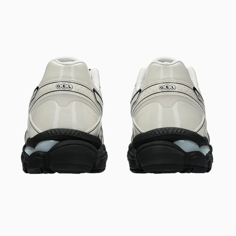 ASICS Gel-Cumulus 16 White / Cream
