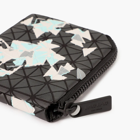 Bao Bao Issey Miyake Clam Wallet Spritz Black Based