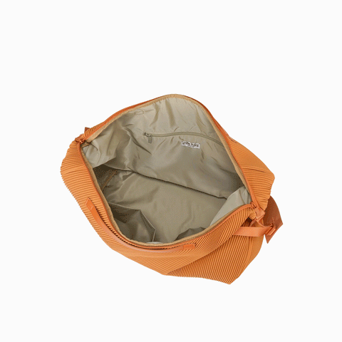 Homme Plissé Issey Miyake  Pleats Travel Bag Black