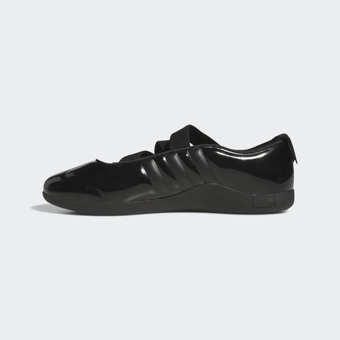 adidas Originals x CLOT Taekwondo by Caroline Hú Core Black / Carbon / Carbon Metallic