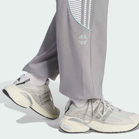 adidas Originals x Coca-Cola Teamgeist 26 Sports Pants Grey Three