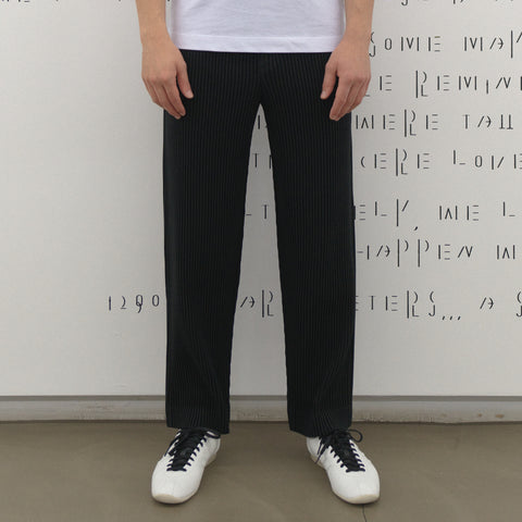 Homme Plissé Issey Miyake Kersey Pleats Trousers Black