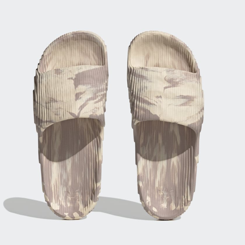 adidas Originals Adilette 22 Slides Sand Strata / Wonder Taupe