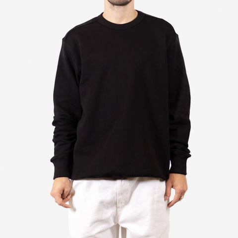 Silhouette Classic Sweater Black